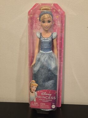 NIB Disney Princess Cinderella Barbie Doll